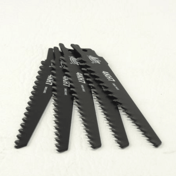 Malco 4KH7 Standard Ground Reciprocating High Carbon Steel Saw Blades for Wood (5 Pack) Front View