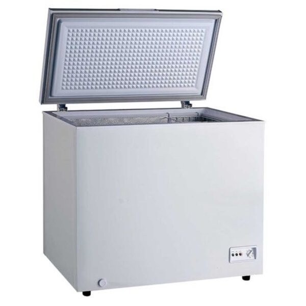 Coldline CF30 30" Commercial Chest Freezer - 5.0 Cu. Ft. Side View