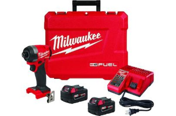 Milwaukee 2953-22 M18 FUEL™ Lithium-Ion 1/4" Hex Cordless Impact Driver Kit Front View